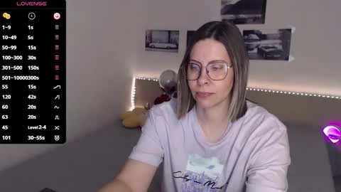 Julie online show from 02.11.26