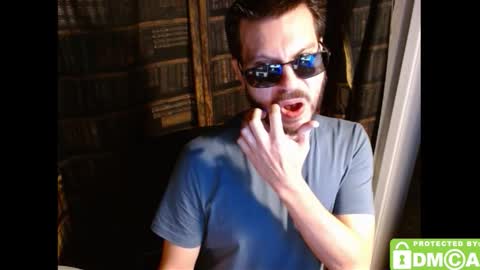 Snapshot of justshutupandwatch chatting on 11.22.25 M. Dean online show from 11.22.25