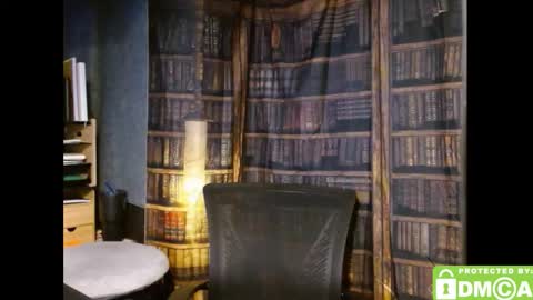 Snapshot of justshutupandwatch chatting on 11.25.25 M. Dean online show from 11.25.25