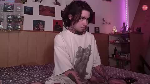 Juuzou hehim u can call me Juz online show from 10.31.25