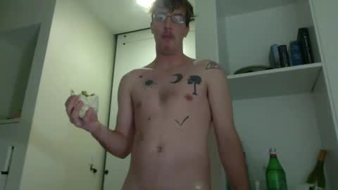 J and Sugar snap pea online show from 12.08.24