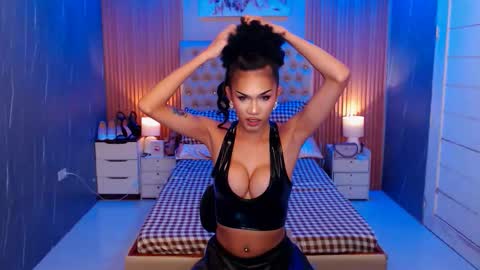 Snapshot of jynxocean chatting on 10.06.25 Jynx online show from 10.06.25