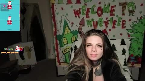 Snapshot of k8x4u chatting on 12.17.25 K8X4U LOVE ME online show from 12.17.25