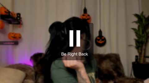 Kaaiiri online show from 10.21.25