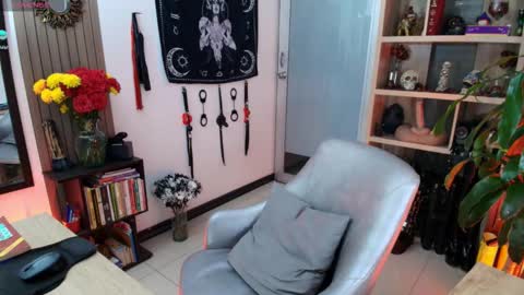 Carym  online show from 10.07.25