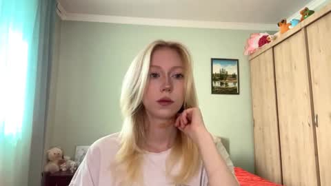 Snapshot of kacicasal chatting on 06.13.26 Mia 1st day here online show from 06.13.26