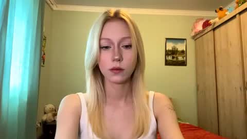 Snapshot of kacicasal chatting on 06.20.26 Mia 1st day here online show from 06.20.26