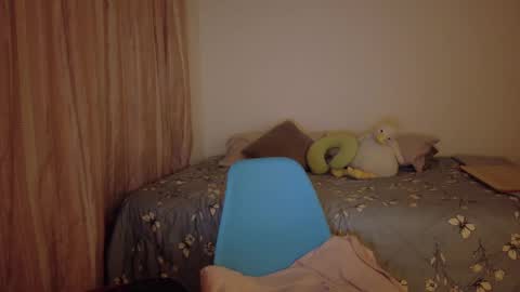 Snapshot of kad_kad chatting on 10.18.25 Kanela online show from 10.18.25