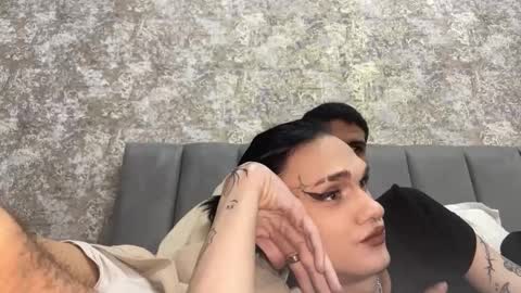 kadhembrini21 online show from 12.16.25