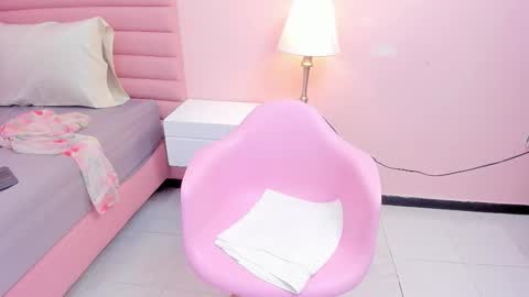 Kyelie online show from 10.30.25