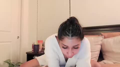 kaelagreen online show from 10.19.25