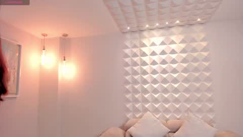 Kaia Ferreira online show from 01.15.25