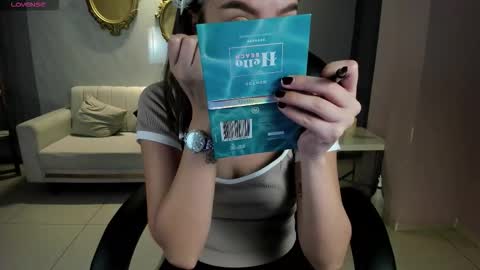 Kaia Ferreira online show from 10.17.25