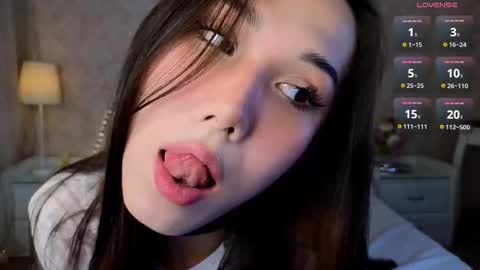 Kaia Monday Thursday FridaySaturdaySunday online show from 10.25.25