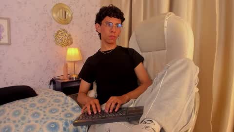 kai online show from 03.13.26