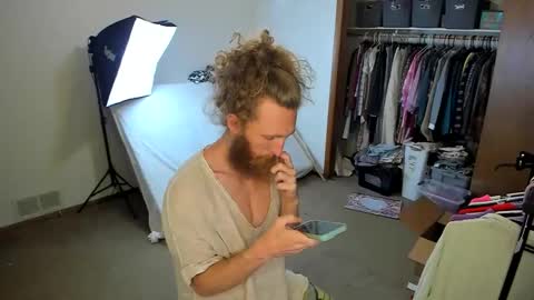 Snapshot of kaiku77 chatting on 05.22.26 Kaiku77 online show from 05.22.26