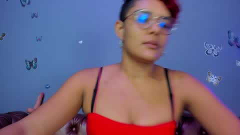 kaira_mosse_ online show from 06.04.26