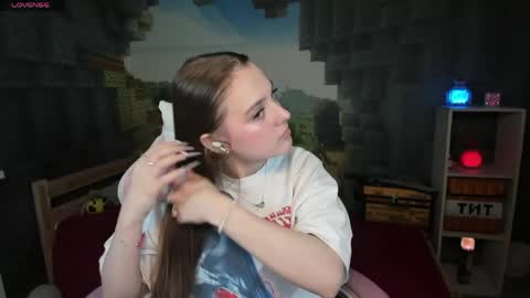 Kaisa online show from 04.12.26