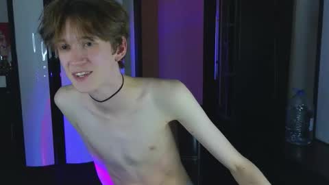 slutkai online show from 09.19.25