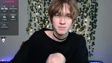 slutkai online show from 11.29.25