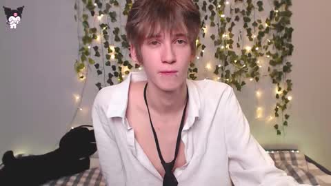 slutkai online show from 12.16.25