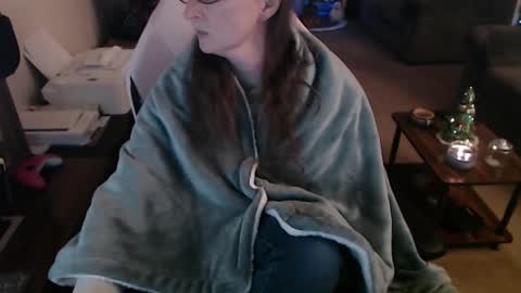 Snapshot of kait331 chatting on 11.29.25 Camprincess331 online show from 11.29.25