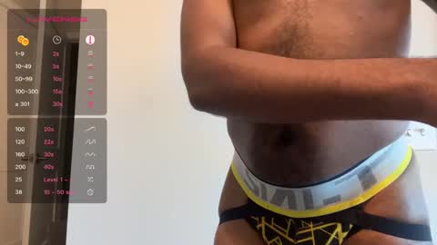 Snapshot of kaitemptation chatting on 11.12.25 Malakai Kai or Ky online show from 11.12.25