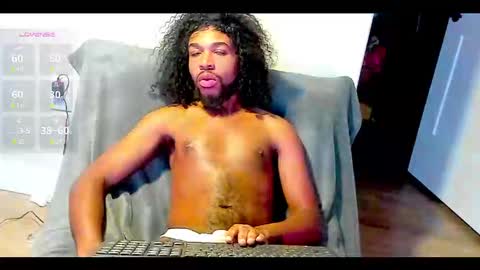 Snapshot of kaitemptation chatting on 11.30.25 Malakai Kai or Ky online show from 11.30.25