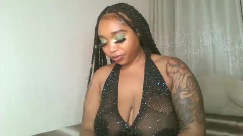 Snapshot of kakey_love chatting on 01.14.25 kakey love online show from 01.14.25