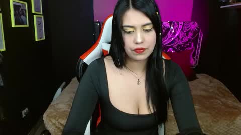 Snapshot of kalanypatterson25 chatting on 01.17.26 kalany and jeremy online show from 01.17.26