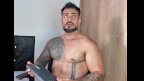 Snapshot of kaleth_price chatting on 03.06.25 Kaleth Price online show from 03.06.25