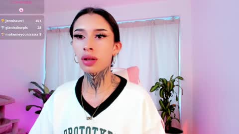 Kali Ka Please help me with your thumbs up its important   dont forget my birthday on October 26 online show from 02.22.25