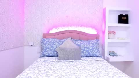 Kali Bloom  online show from 01.12.26