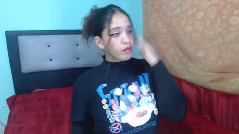 Snapshot of kalipso_n_jones chatting on 12.17.24 Kalipso and Jones online show from 12.17.24