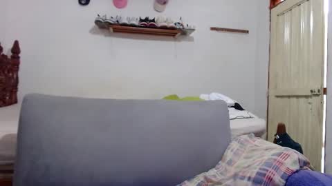 kamenov00 online show from 10.29.25