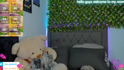 Snapshot of kami_22 chatting on 12.01.24 camilo  independent model online show from 12.01.24