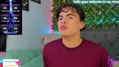 Snapshot of kami_22 chatting on 01.24.25 camilo  independent model online show from 01.24.25