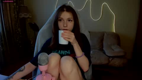 Kami mur online show from 02.23.25