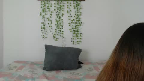 Snapshot of kamiandoscar chatting on 07.15.26 KamiYOscar online show from 07.15.26