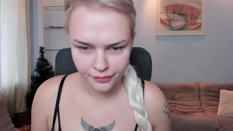 Snapshot of kamilagame chatting on 12.05.25 Camila online show from 12.05.25