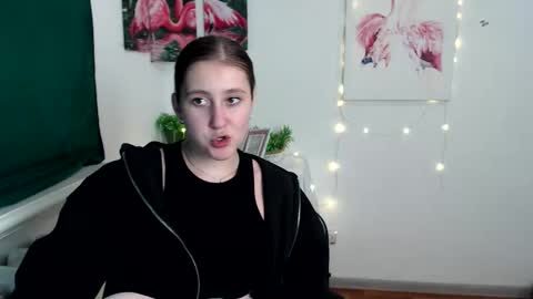 kamilla_love_ online show from 11.13.25