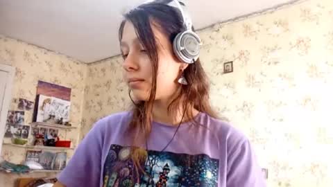 Mari  Simmons online show from 09.11.25