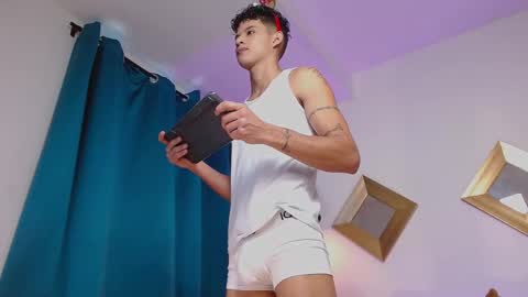 Kami online show from 12.04.25