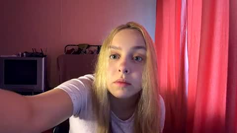 Lizzie online show from 08.03.26