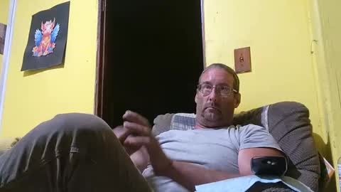 Snapshot of kansasfarmer1 chatting on 10.07.25 kansasfarmer1 online show from 10.07.25