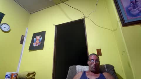 Snapshot of kansasfarmer1 chatting on 10.13.25 kansasfarmer1 online show from 10.13.25