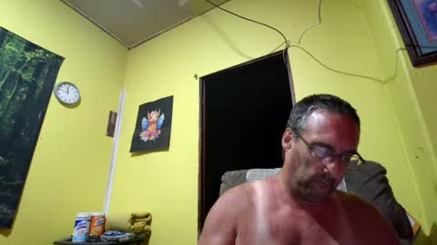 Snapshot of kansasfarmer1 chatting on 10.14.25 kansasfarmer1 online show from 10.14.25