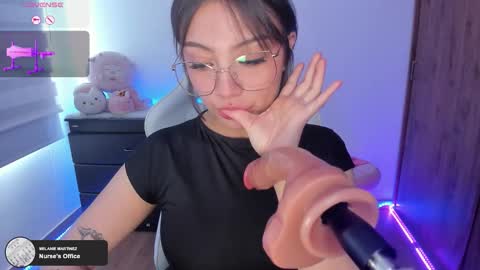 Snapshot of kaori_moon_ chatting on 10.22.25 Hanny online show from 10.22.25