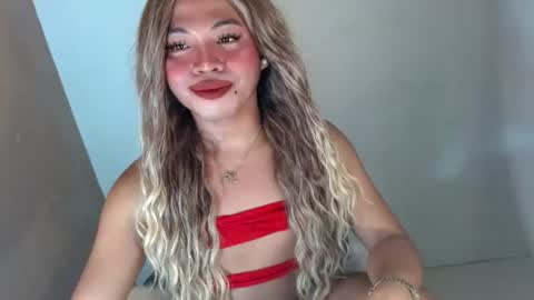 Snapshot of kapitanaxxx chatting on 06.19.26 kapitanaxxx online show from 06.19.26