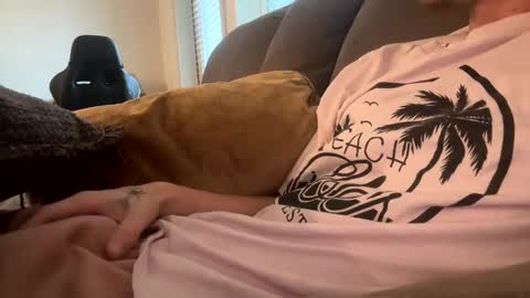 Snapshot of kaponeskynew chatting on 11.02.25 kaponeskyynew online show from 11.02.25